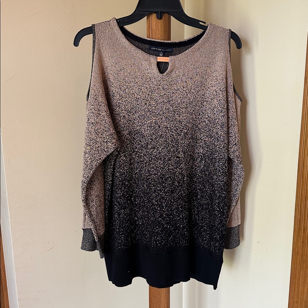 Elegant Black and Tan Women's Top